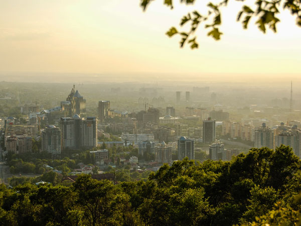 Kazakhtelecom finalises MTS sale, forms subsea JV with Azertelecom